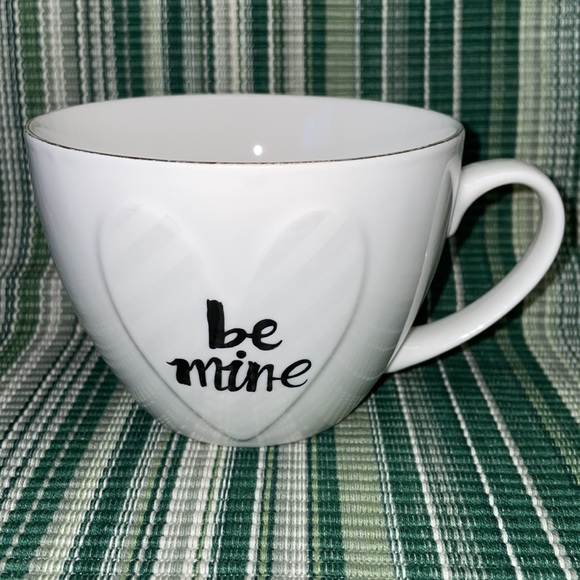 “Be Mine” mug (set of 2) - Picture 2 of 9